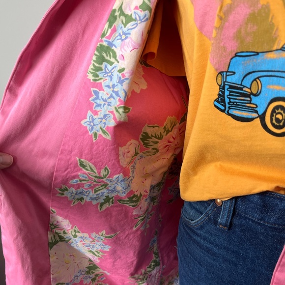 Vintage bubblegum pink trench coat - Picture 3 of 4